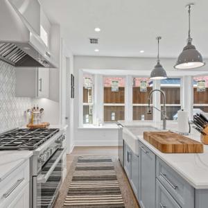 192604-Bermudez-Elite-Remodeling-001-1-300x300