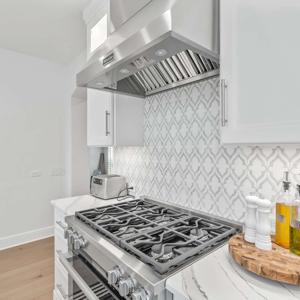 192604-Bermudez-Elite-Remodeling-009-1-300x300