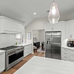 192606-Flower-Elite-Remodeling-0022-1-300x300