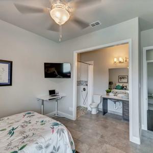 192215-DeWille-Rapids-Elite-Remodeling-12-1-300x300