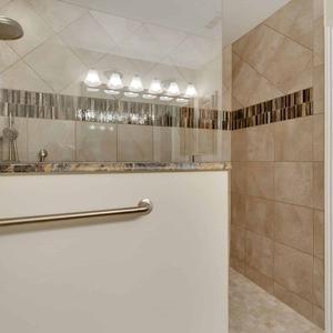 192232-Southview-Trail-Elite-Remodeling-06-300x300