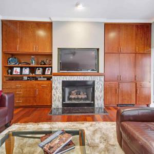 192267-Pafford-Drive-Elite-Remodeling-02-300x300