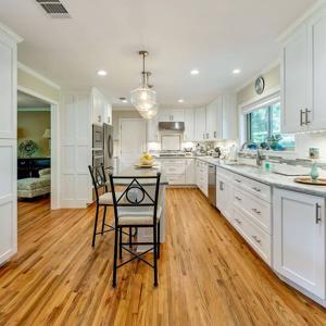 192279-Kittelson-Trail-Elite-Remodeling-10-300x300