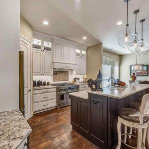 192281-Lazo-Trail-Elite-Remodeling-12-300x300