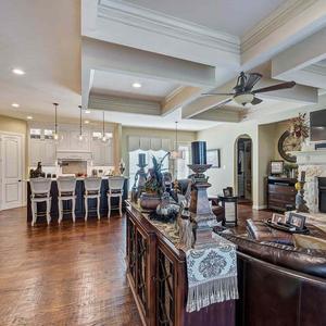 192281-Lazo-Trail-Elite-Remodeling-18-300x300