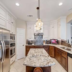 192298-Yegorian-Way-Elite-Remodeling-10-300x300