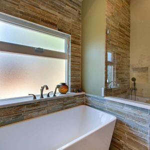 192302-Nimocks-Drive-Elite-Remodeling-10-300x300