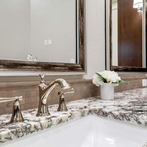 192503-Muirfield-Bartling-2-Elite-Remodeling-06-300x300