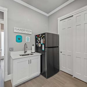 192613-Breakers-Elite-Remodeling-023-300x300