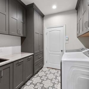 192917-Glen-Heather-2-Elite-Remodeling-001-1-300x300