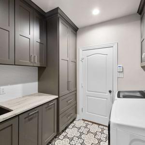 192917-Glen-Heather-2-Elite-Remodeling-007-2-300x300