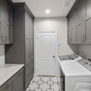 192917-Glen-Heather-2-Elite-Remodeling-012-1-300x300