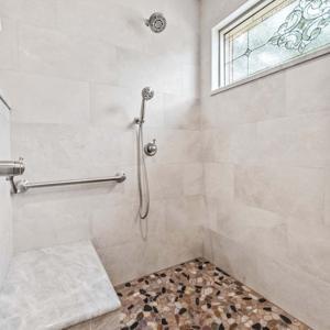 192926-Castleglen-Elite-Remodeling-003-1-300x300