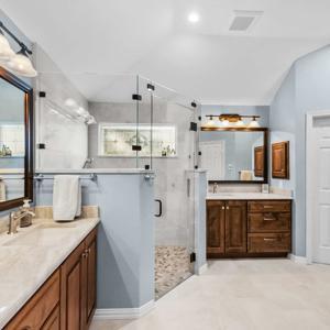 192926-Castleglen-Elite-Remodeling-006-1-300x300