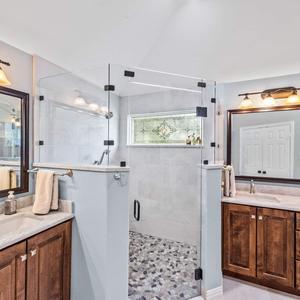 192926-Castleglen-Elite-Remodeling-011-1-300x300