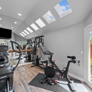 192930-Helen-Foster-Court-Elite-Remodeling-17-300x300